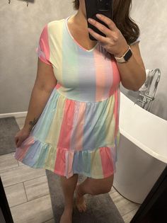 **DESTASH BUNDLE** 35-40 clothing pieces ** read dicription pre order (this is ready to ship will ship in 2 days )